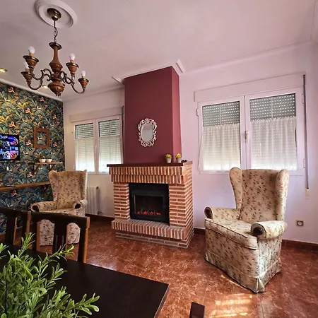 Zone1 1 Con Chimenea Y Wifi 1, 2 O 3 Personas Aparcamiento Gratuito Cocina Completa